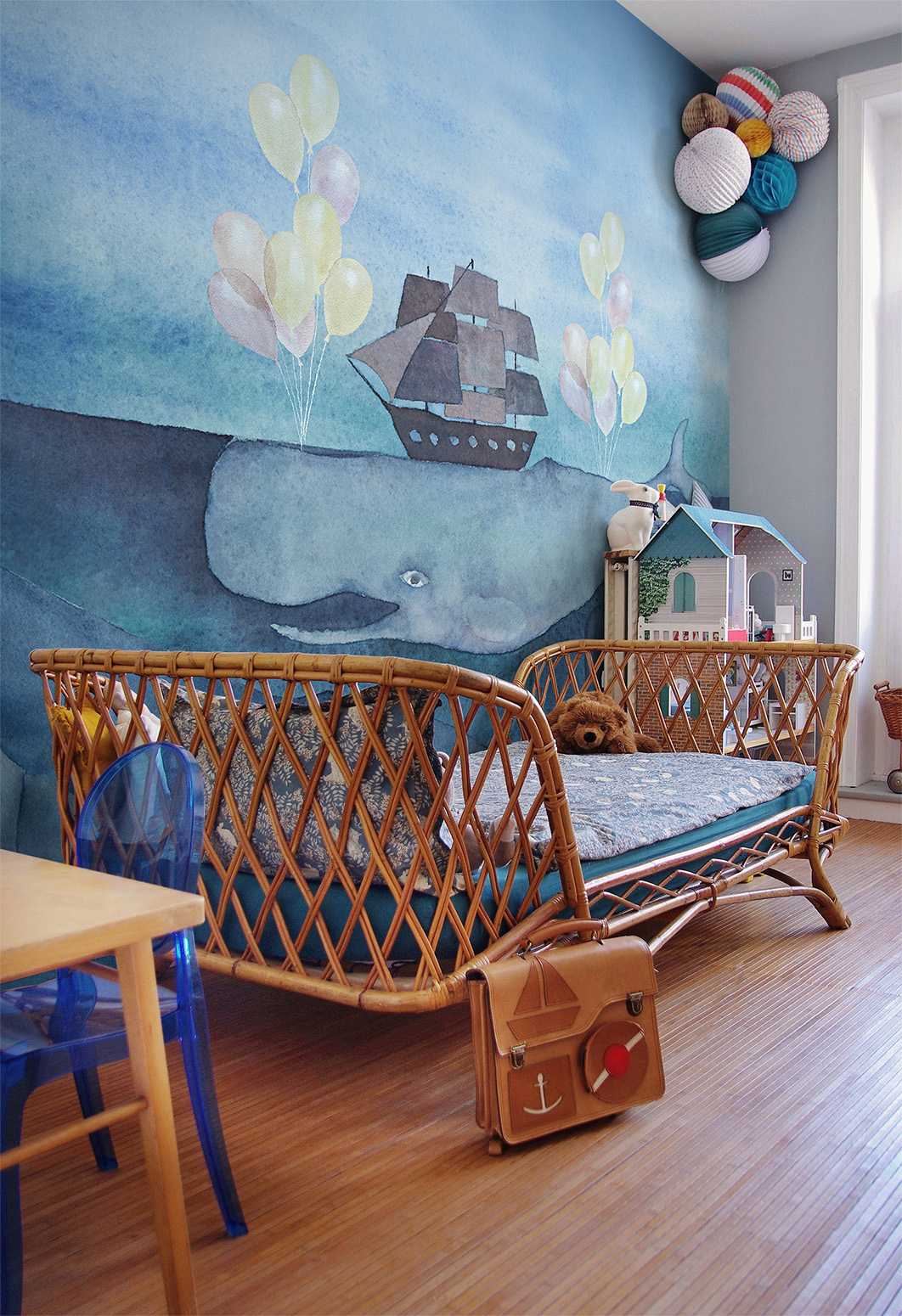 Ocean whale wallpaper