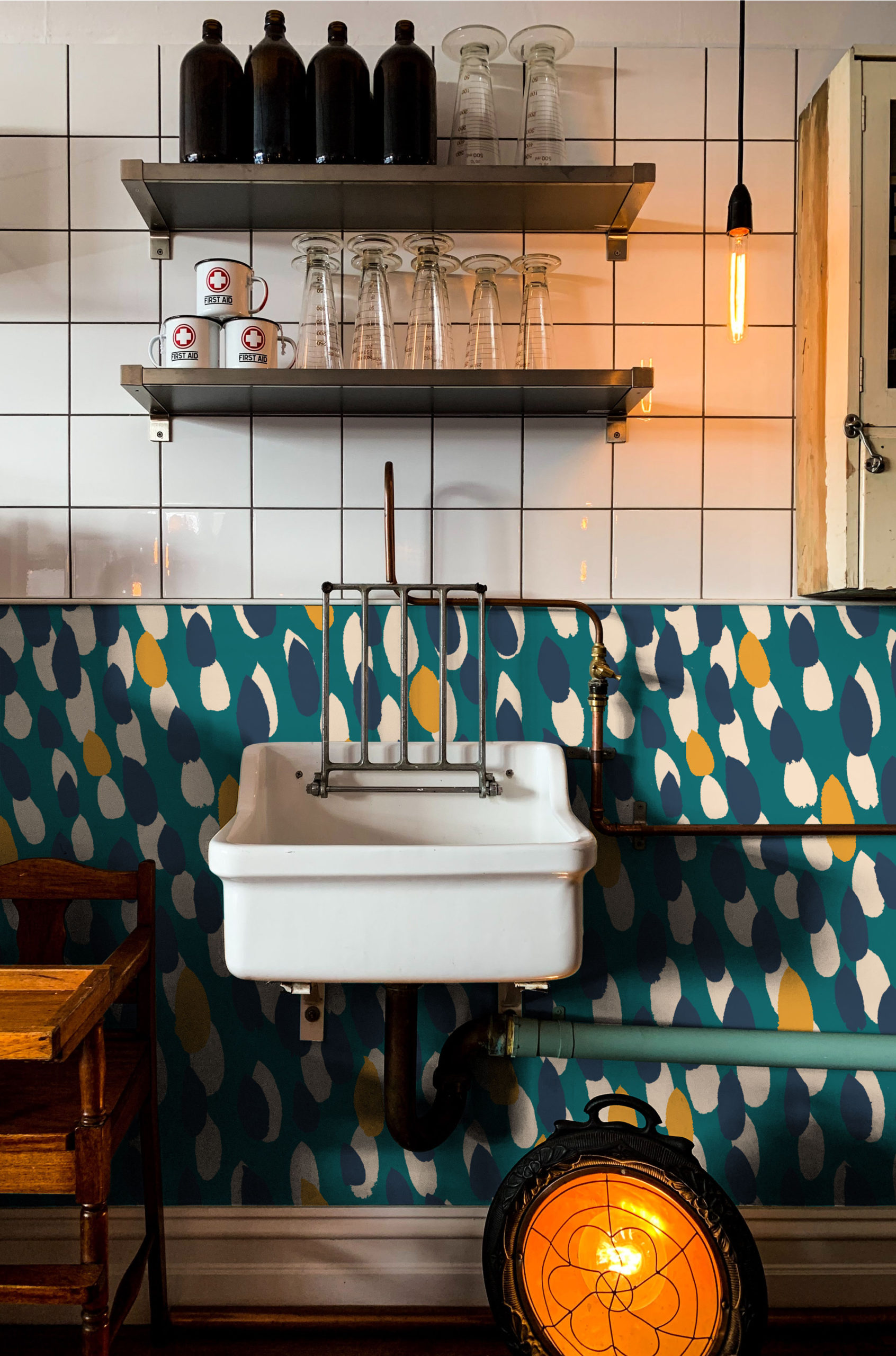 N74 Retro Bathroom Wallpaper Blue Yellow White