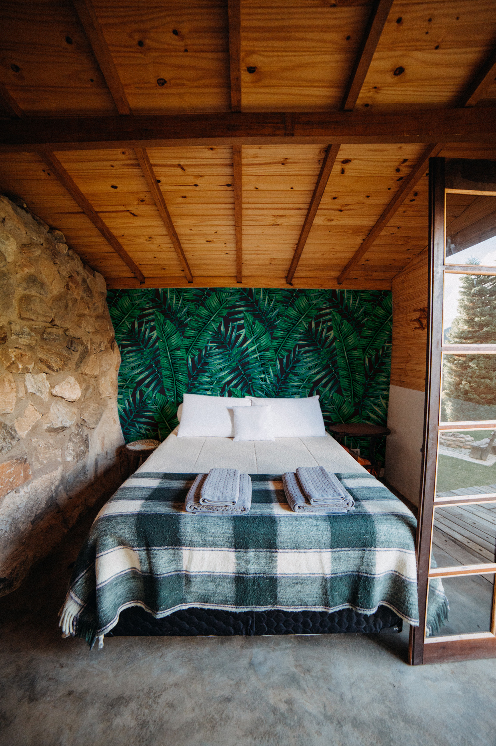 N54 Colorful Dense Green Leaves Room Wallpaper N54 Colorful Dense Green Leaves Room Wallpaper