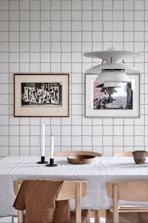 N100 Grey Dining Room Wallpaper Vertical Lines Minimalist Pop