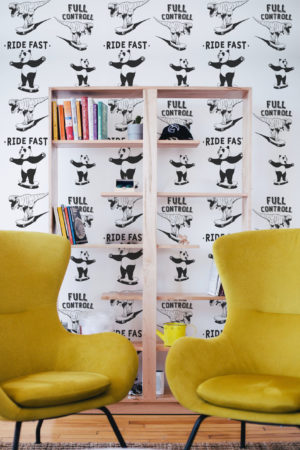 Wellpapers- N117 Black and White Dragon Panda Desk