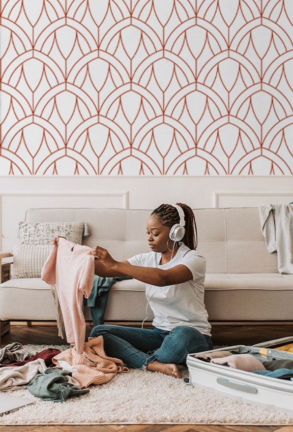Wallpaper N134 rosette revisited terracotta living room girl