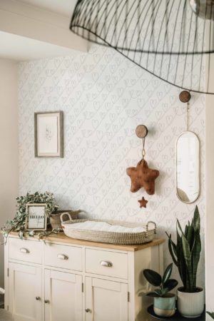 Minimalist Heart Drawing Wallpaper