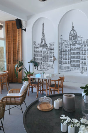 n173 cartoon Paris black and white public space wallpaper