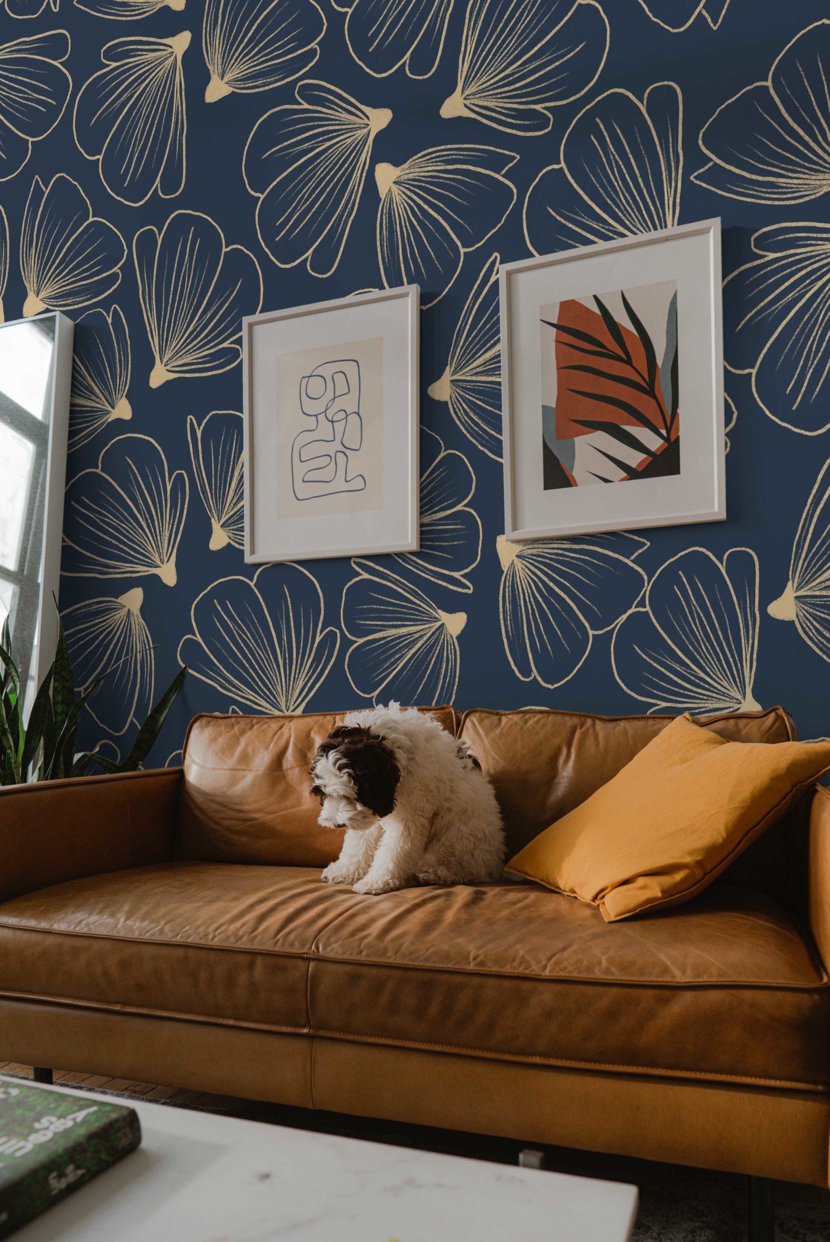 Flower wallpaper N172 on living room blue background