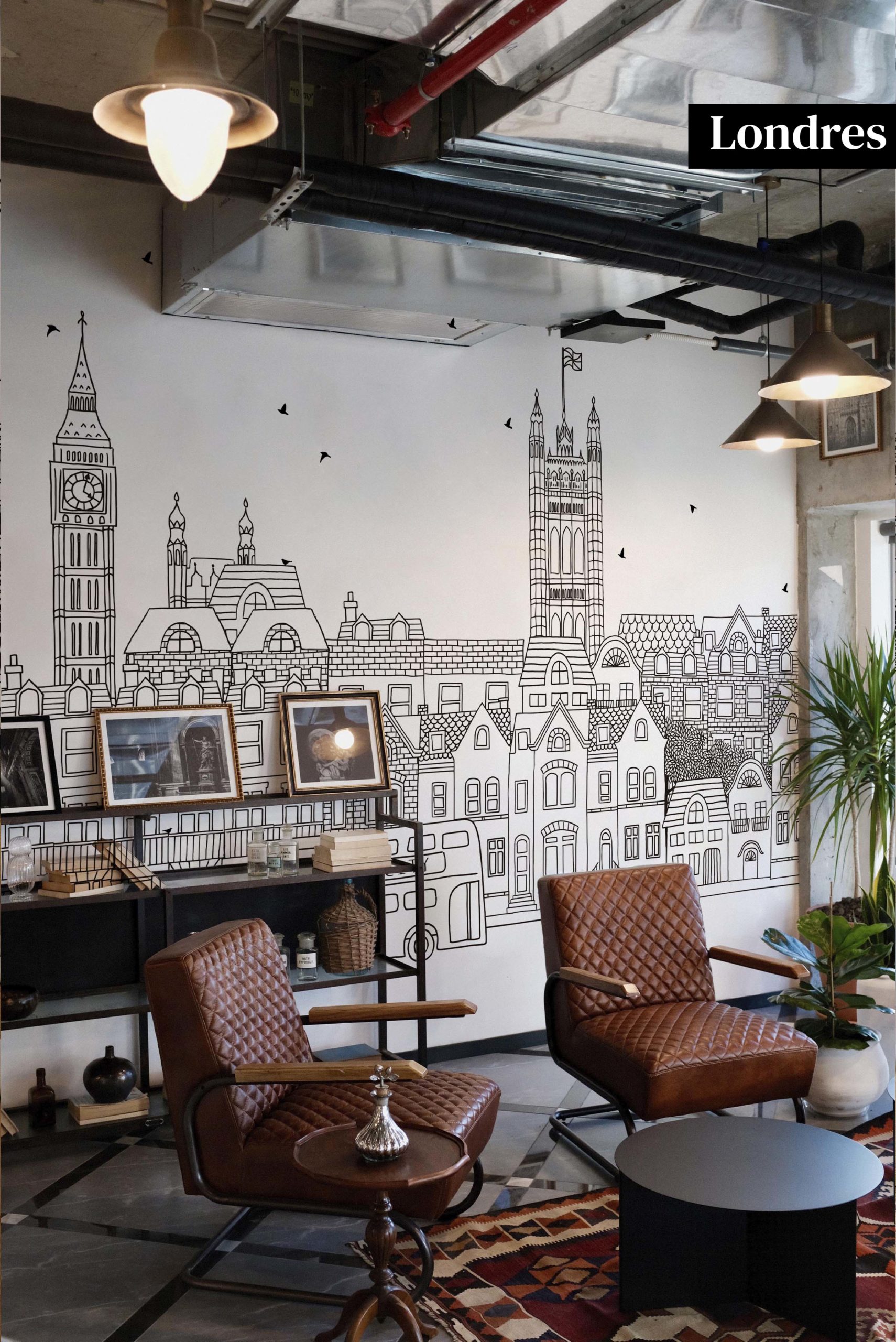 London Cities Black & White Wallpaper