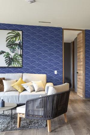 n253 Blue Waves from Seigahia Salon