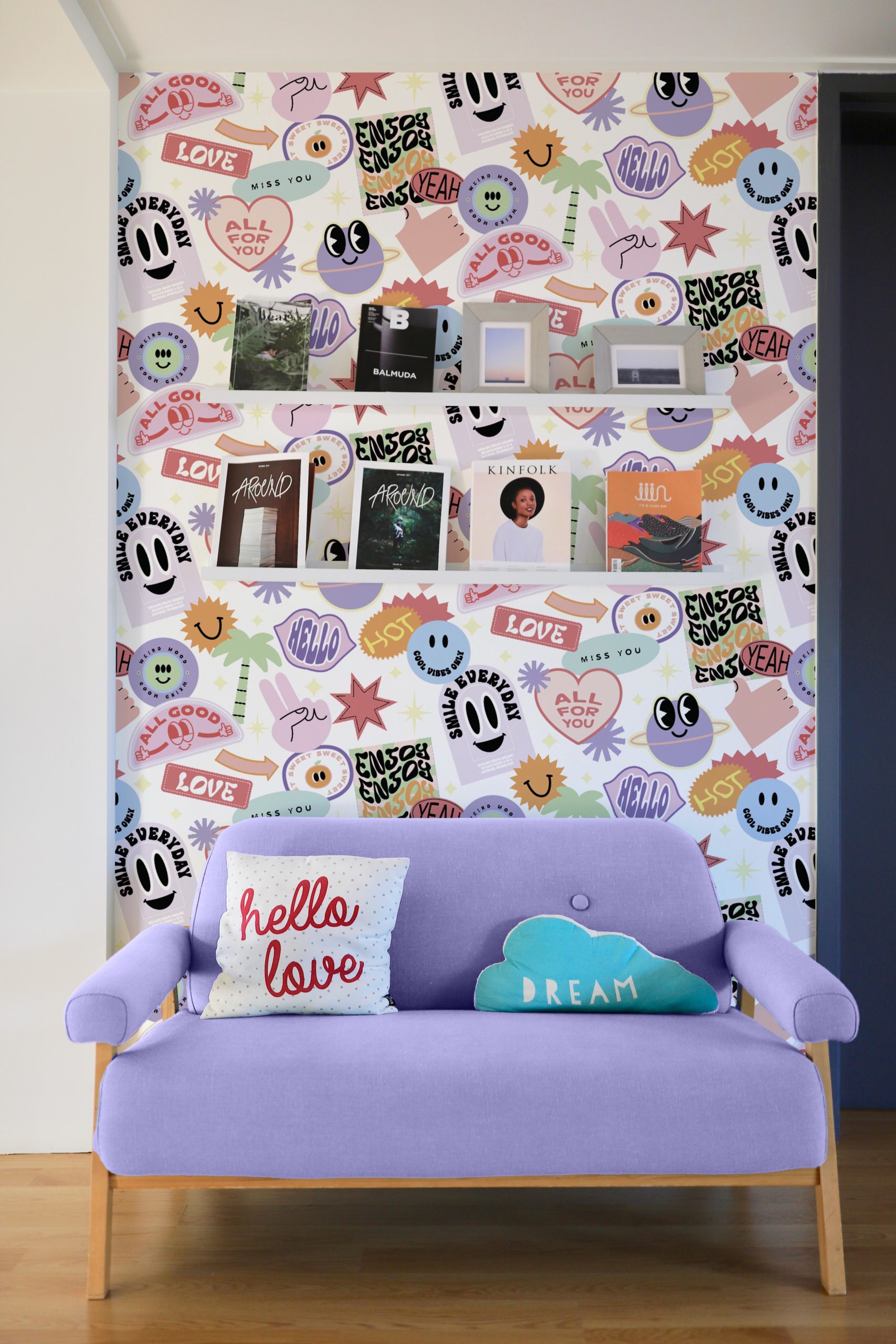 N279 Bomb Decal Wallpaper