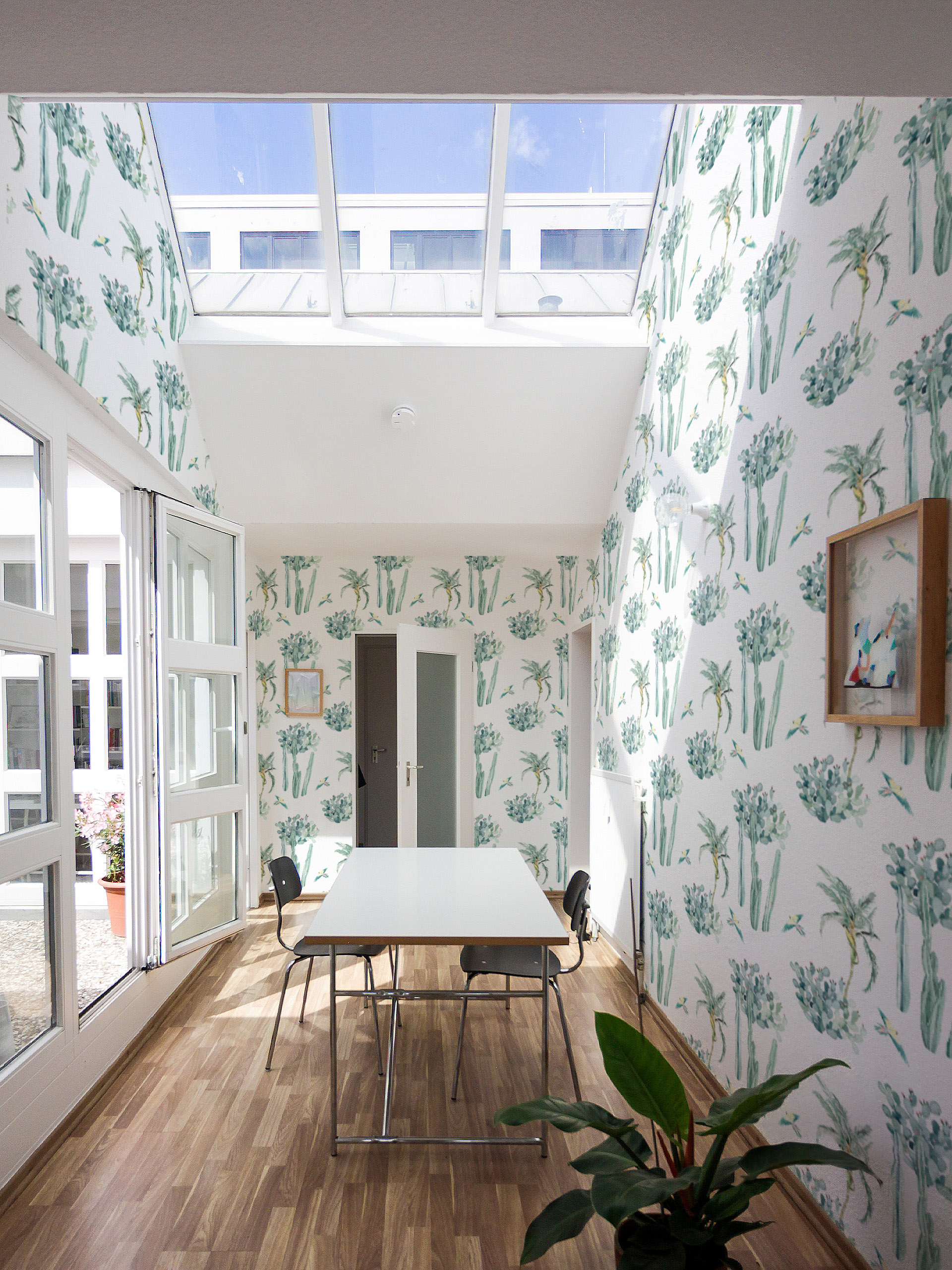 N281-2 n281 Barbary wallpaper