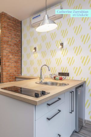 Wallpaper N296 Hearts Stripes Yellow Kitchen