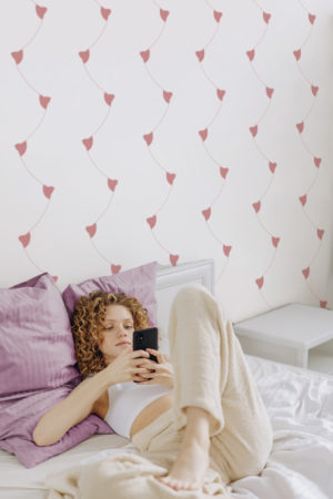 n311 blanc chambre seins tetons douceur legerete pop