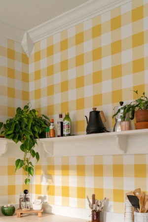 N327 Yellow gingham tile kitchen wallpaper