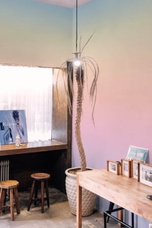 N335 Multicolor Gradient Public Space Wallpaper