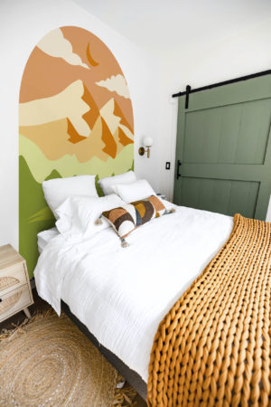 Bedroom wallpaper headboard window on horizon deco