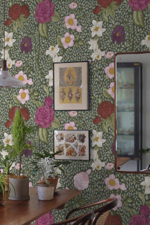 salon violet papier peint floral jardin sauvage vintage