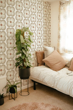 Floral Charm Wallpaper N416 Beige Flower Vintage Bedroom 2