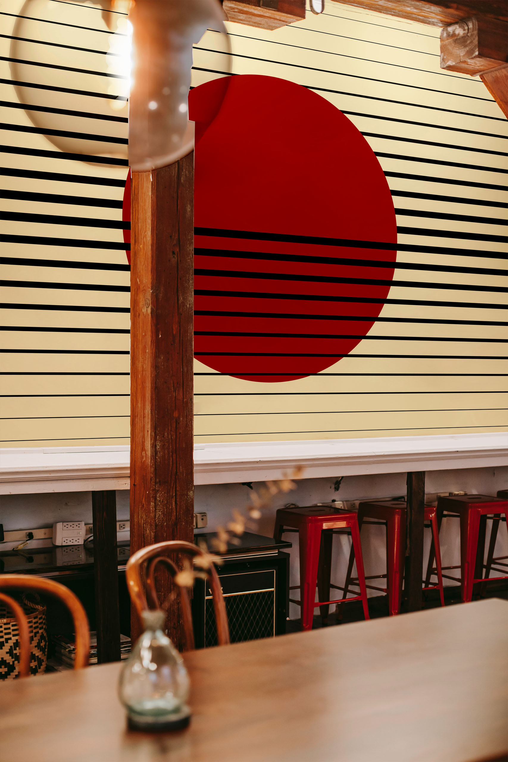 N422 Japanese Geometric Elegance Public Space Wallpaper