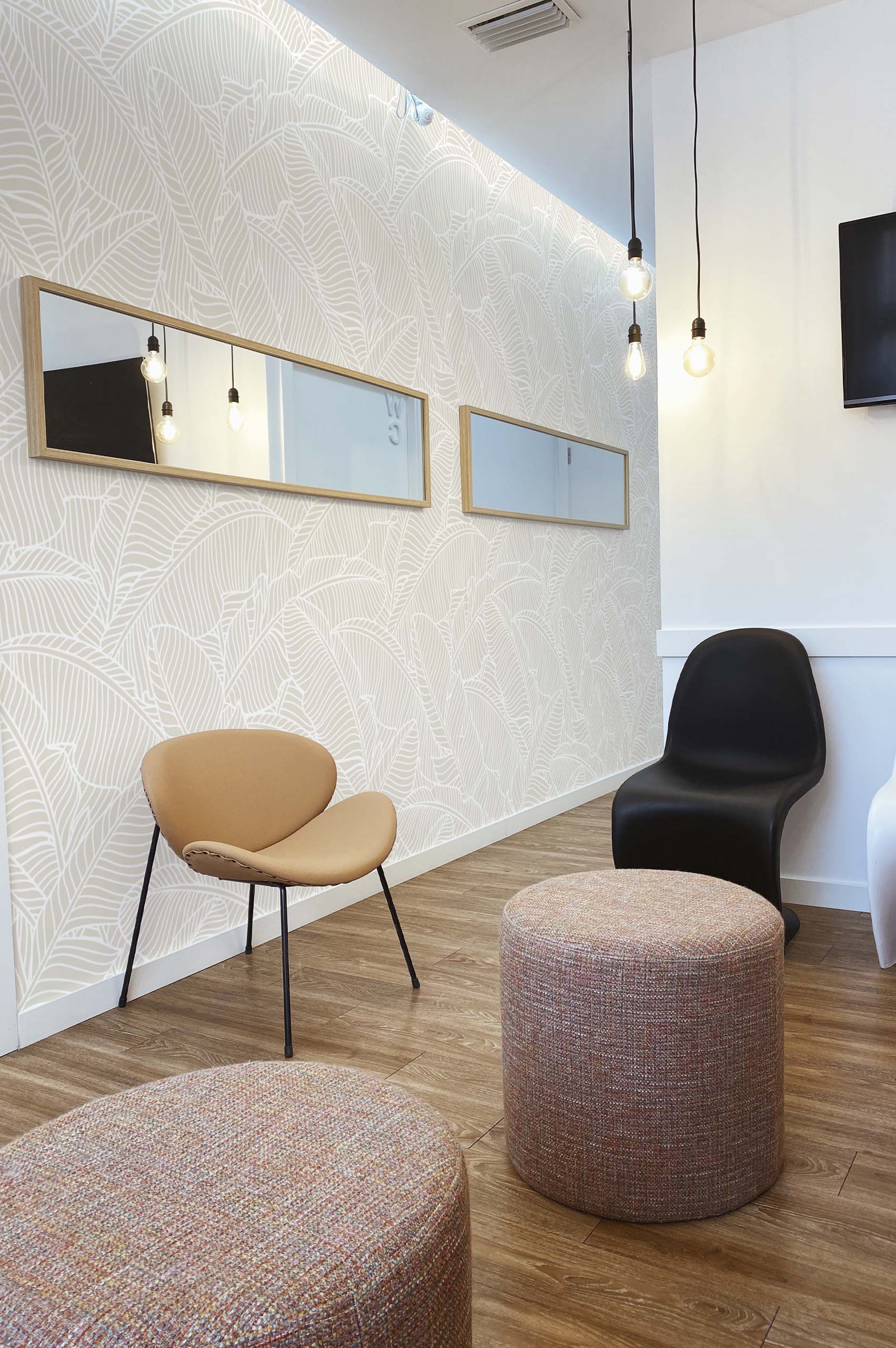 n441 beige living room wallpaper Banana Jungle Chic beige living room wallpaper Banana Jungle Chic vegetal