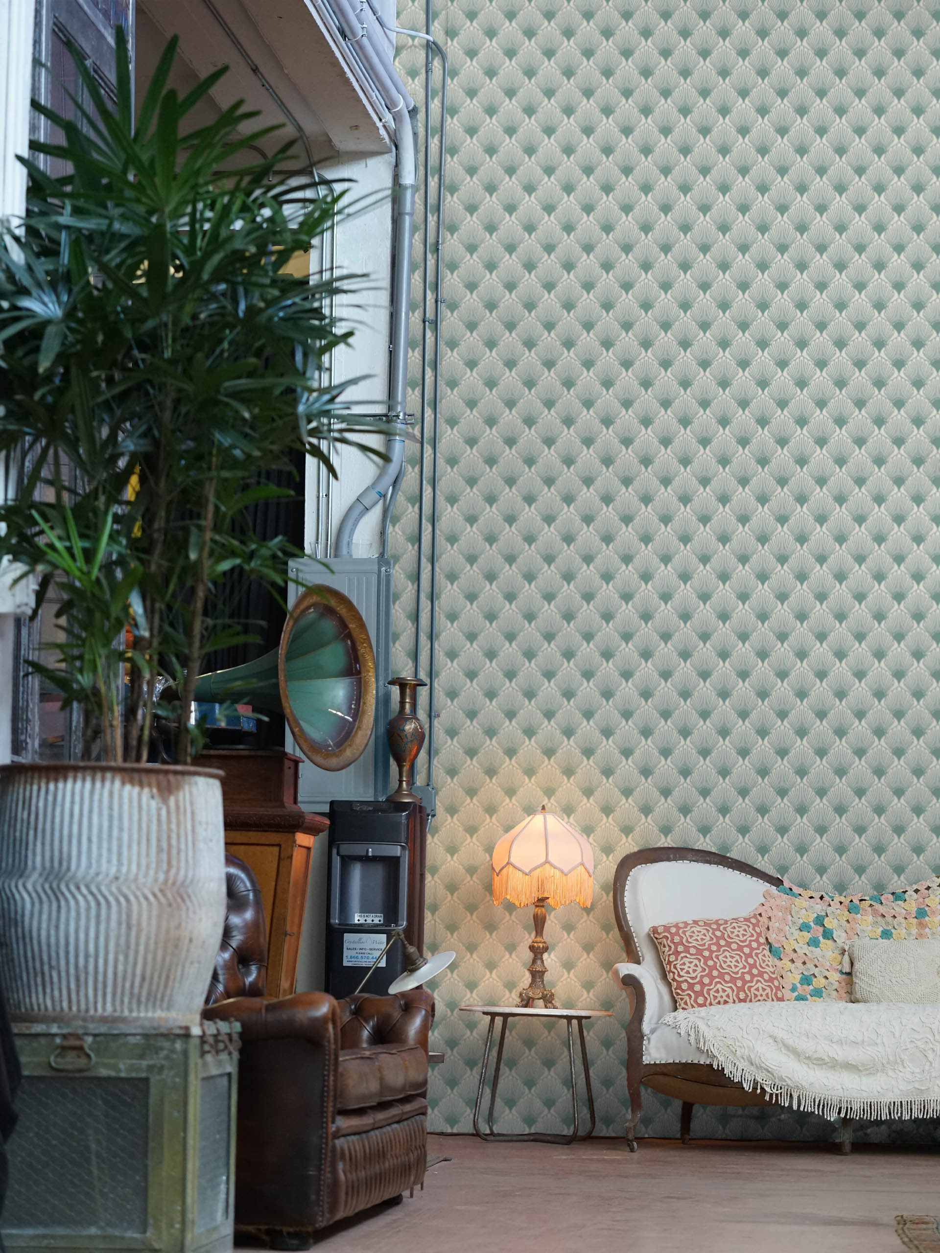 Living room green wallpaper seashells vintage elegance ocean