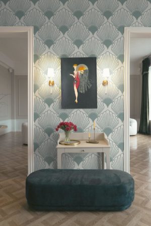 Living room green wallpaper seashells vintage elegance ocean