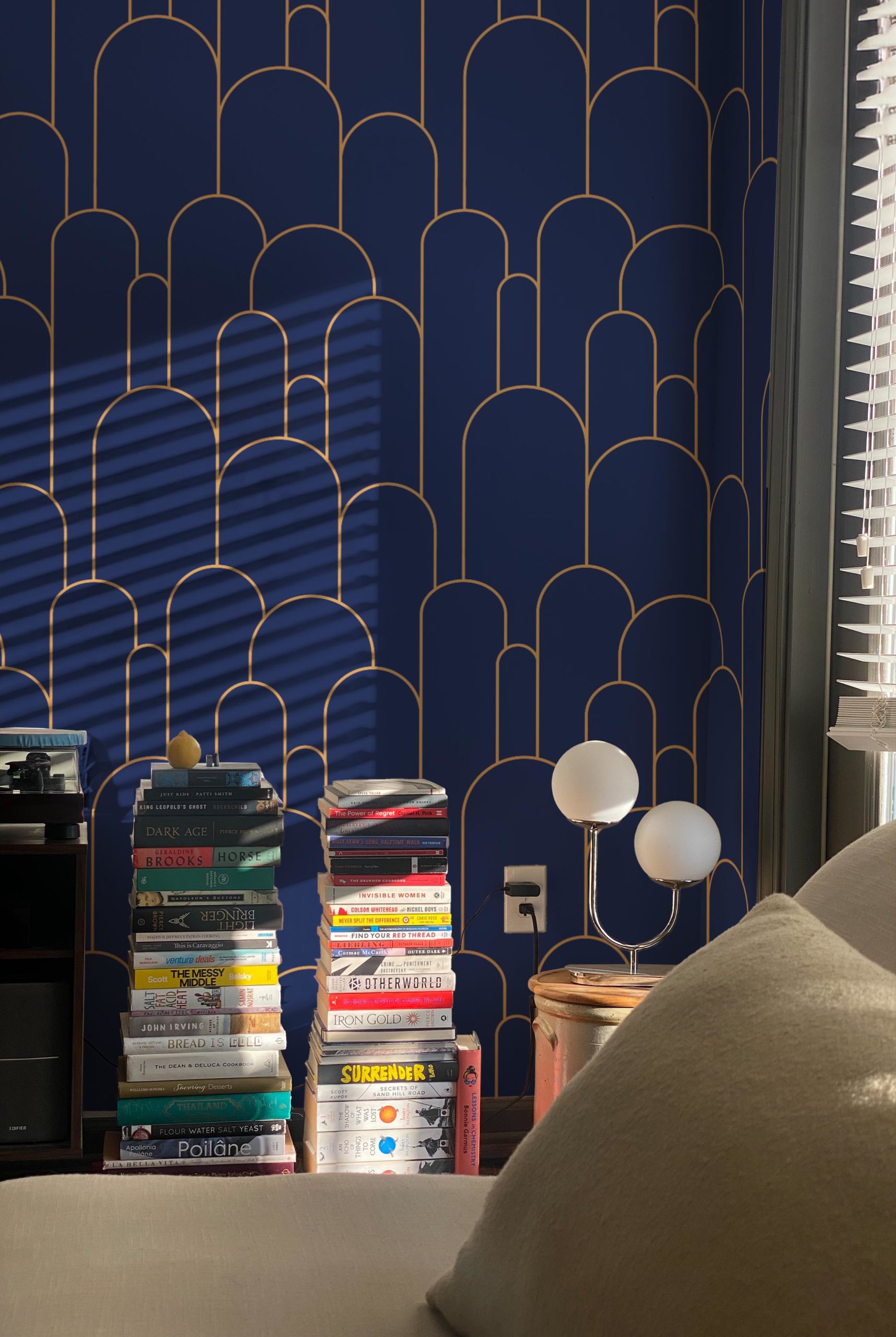 No456-Lounge Living room blue stick wallpaper