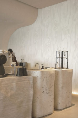 espace public beige papier peint motifs d'écorce panoramique végétal