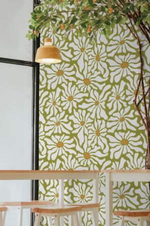 espace public vert papier peint fleurs hippie