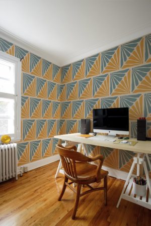 bureau bleu orange papier peint éclat floral contemporain pop