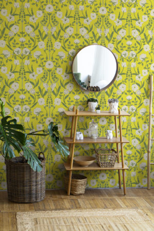 salon jaune papier peint renaissance floral revisité