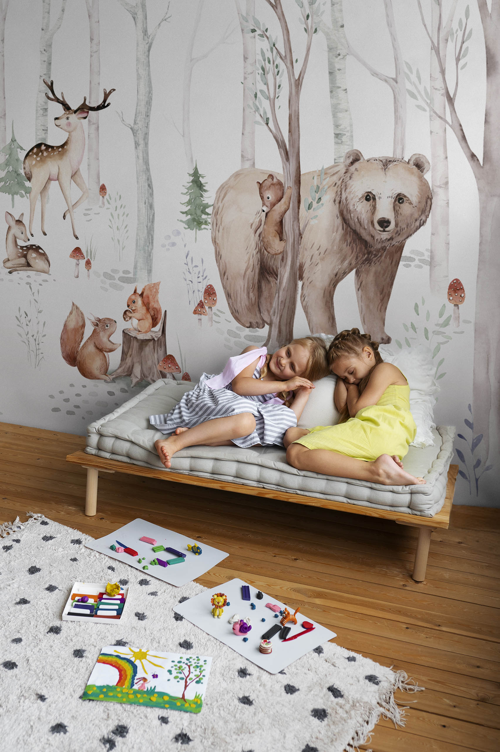 Children's bedroom animal forest wallpaper