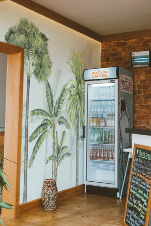 Papier peint jungle bleu espaces publics