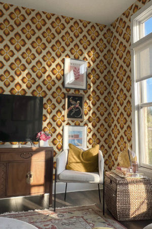 Vintage orange living room wallpaper