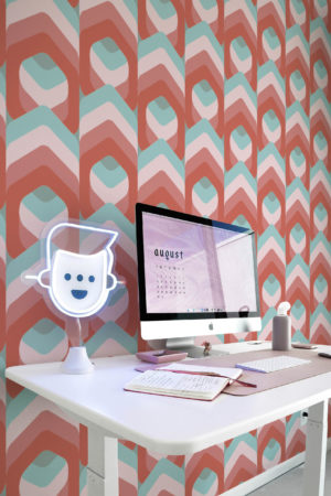 Papier peint prisme rose bureau