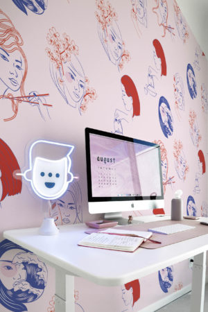 Papier peint visage coloré rose bureau