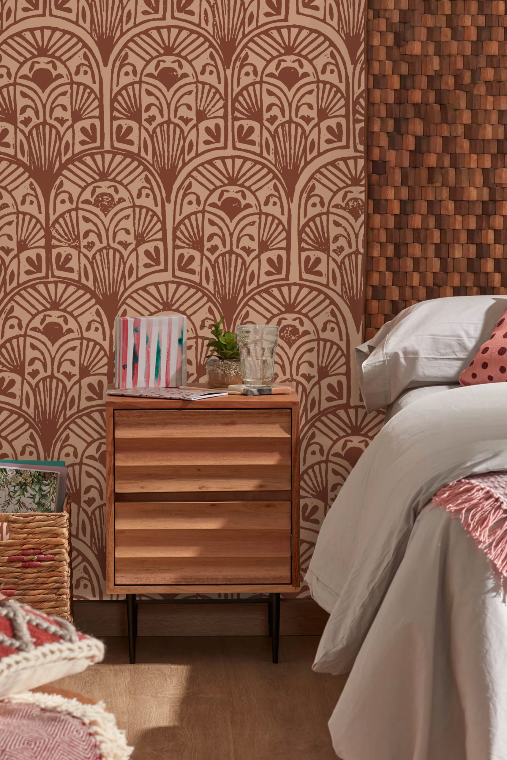 1 N°606 : Wallpaper - Floral arches-bedroom