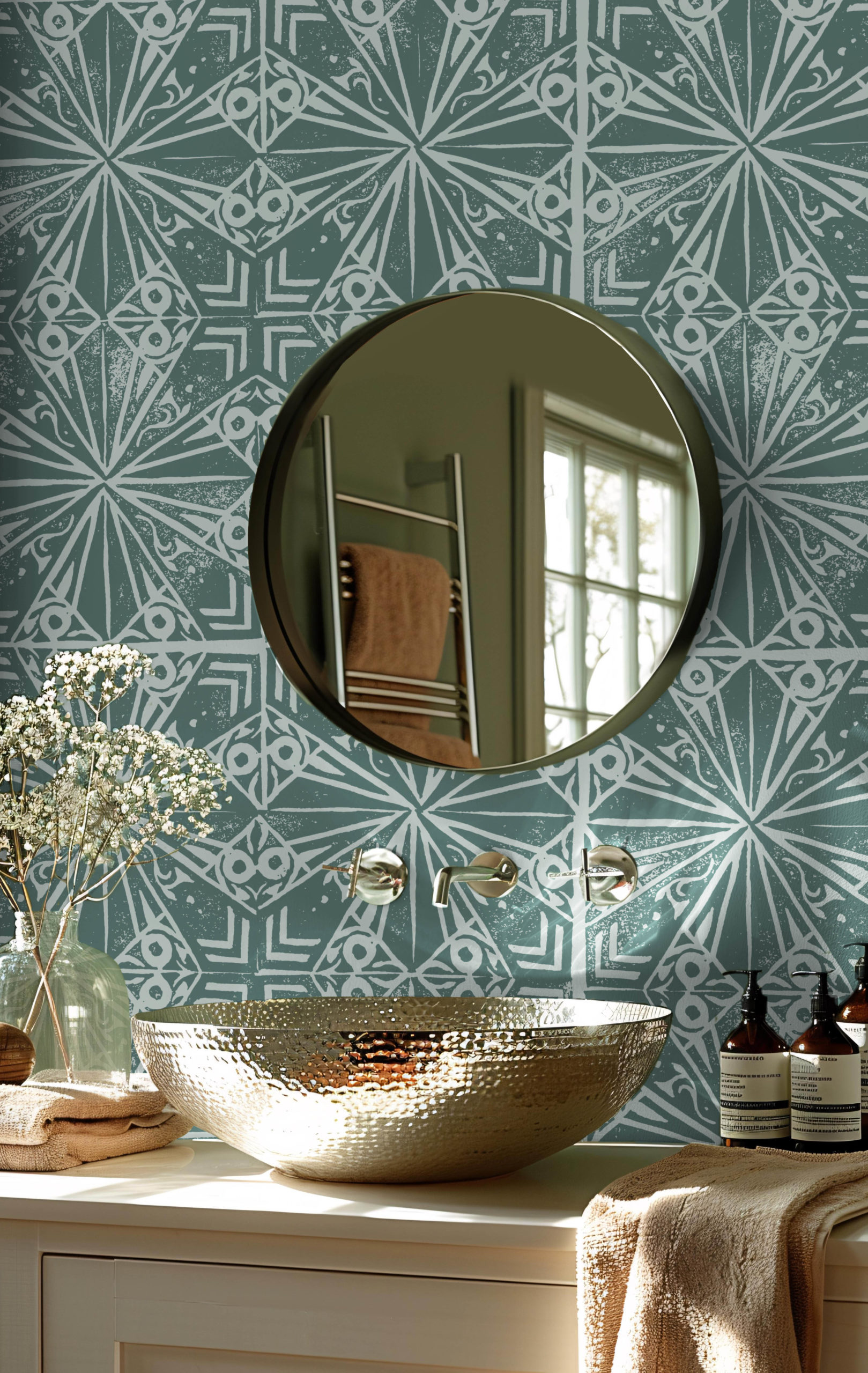 N°605 : Wallpaper - Emerald Art Deco - bathroom