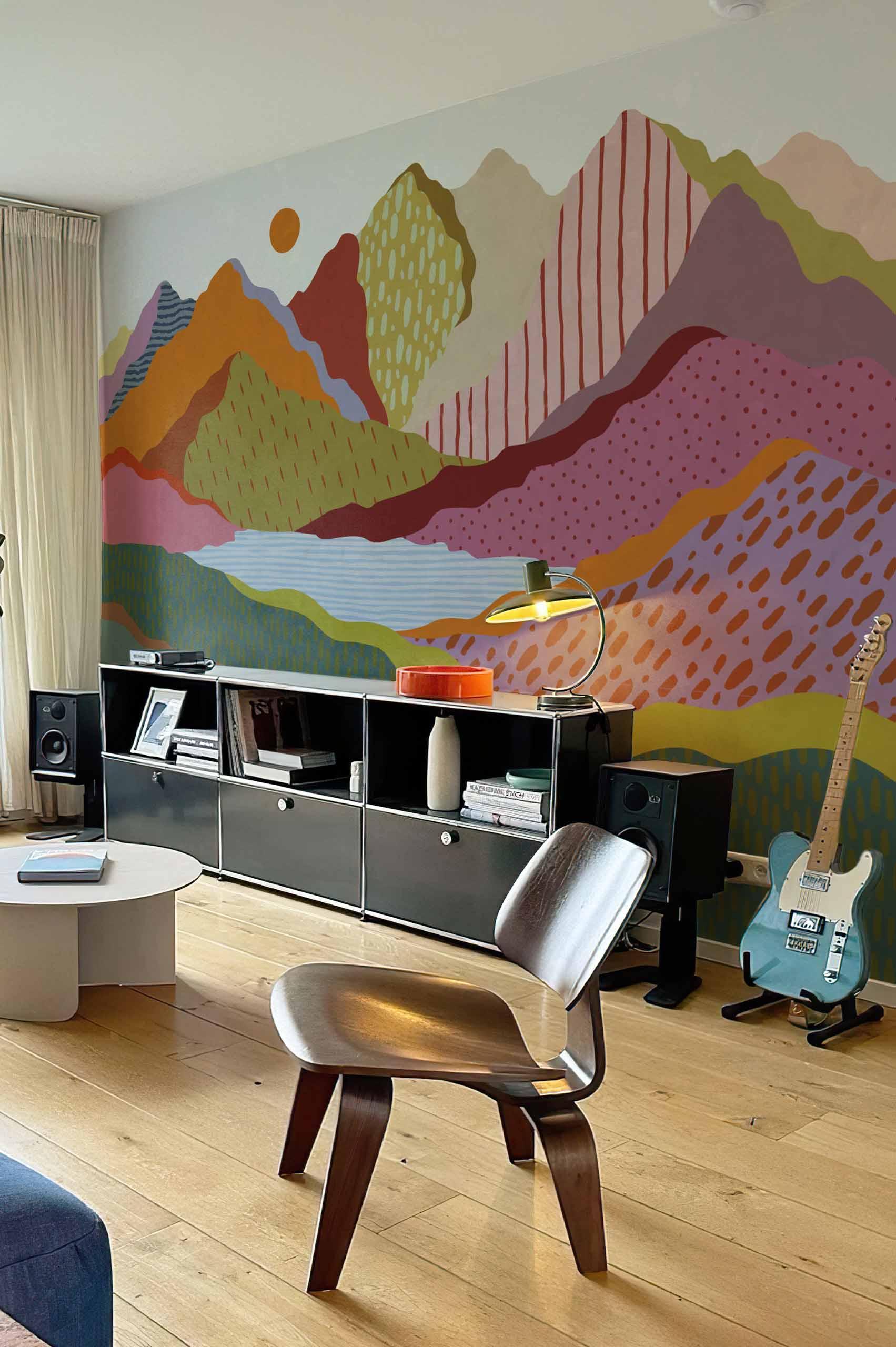 N755 Orange Living Room